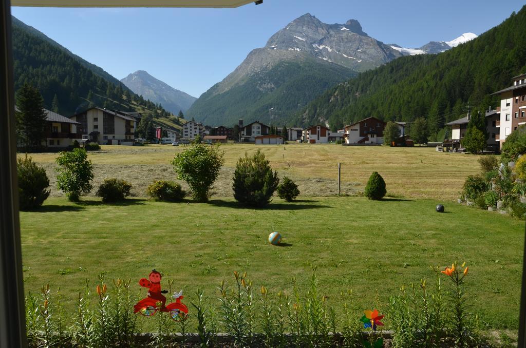 Haus Samurai Saas-Grund Zimmer foto